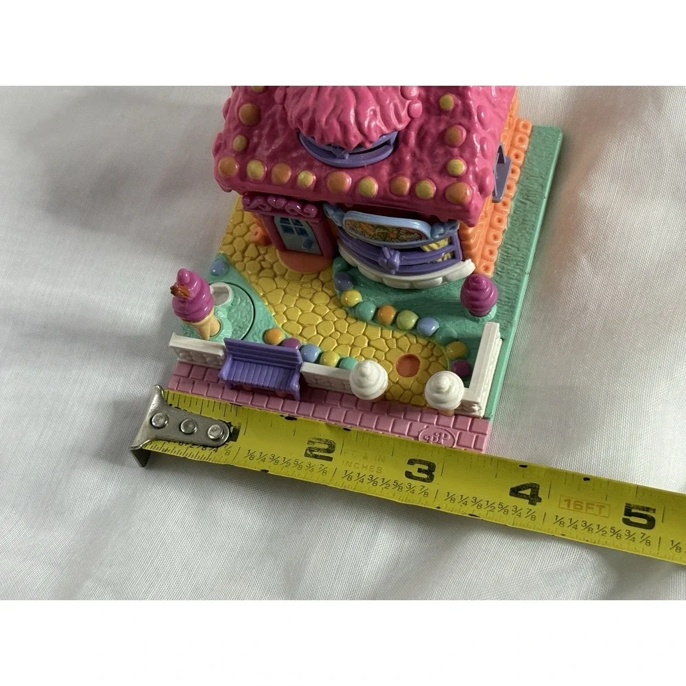 VTG 1995 Polly Pocket Bluebird Ice Cream Parlor Scented Playset No Figures